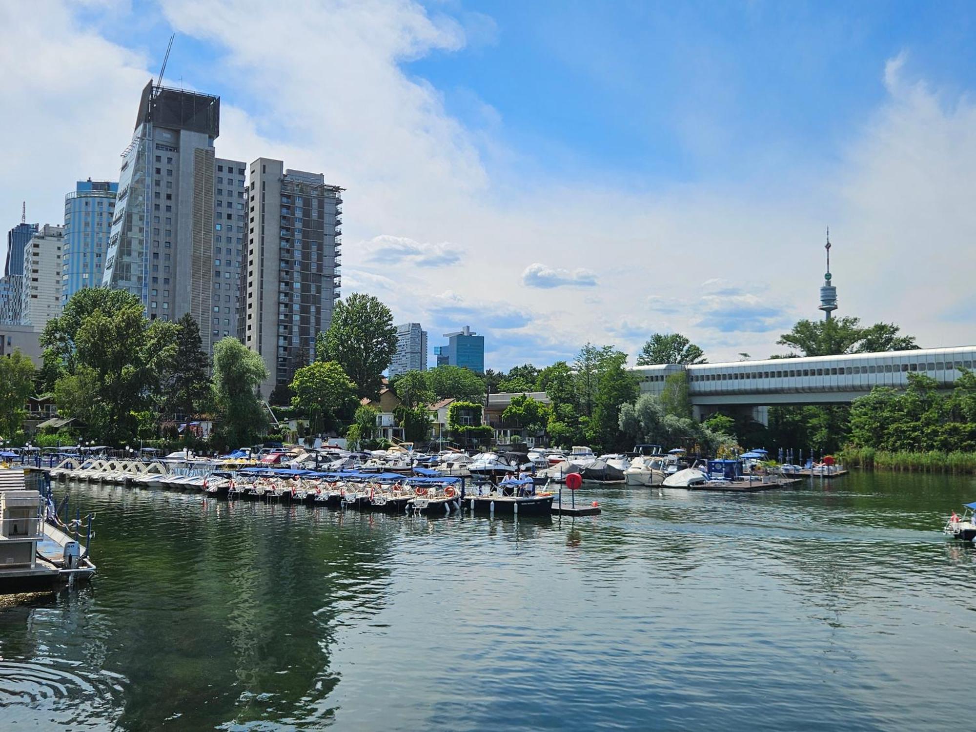 Yuki'S Place - Un-Vic, Danube Beach And Subway Near To Downtown Viena Exterior foto